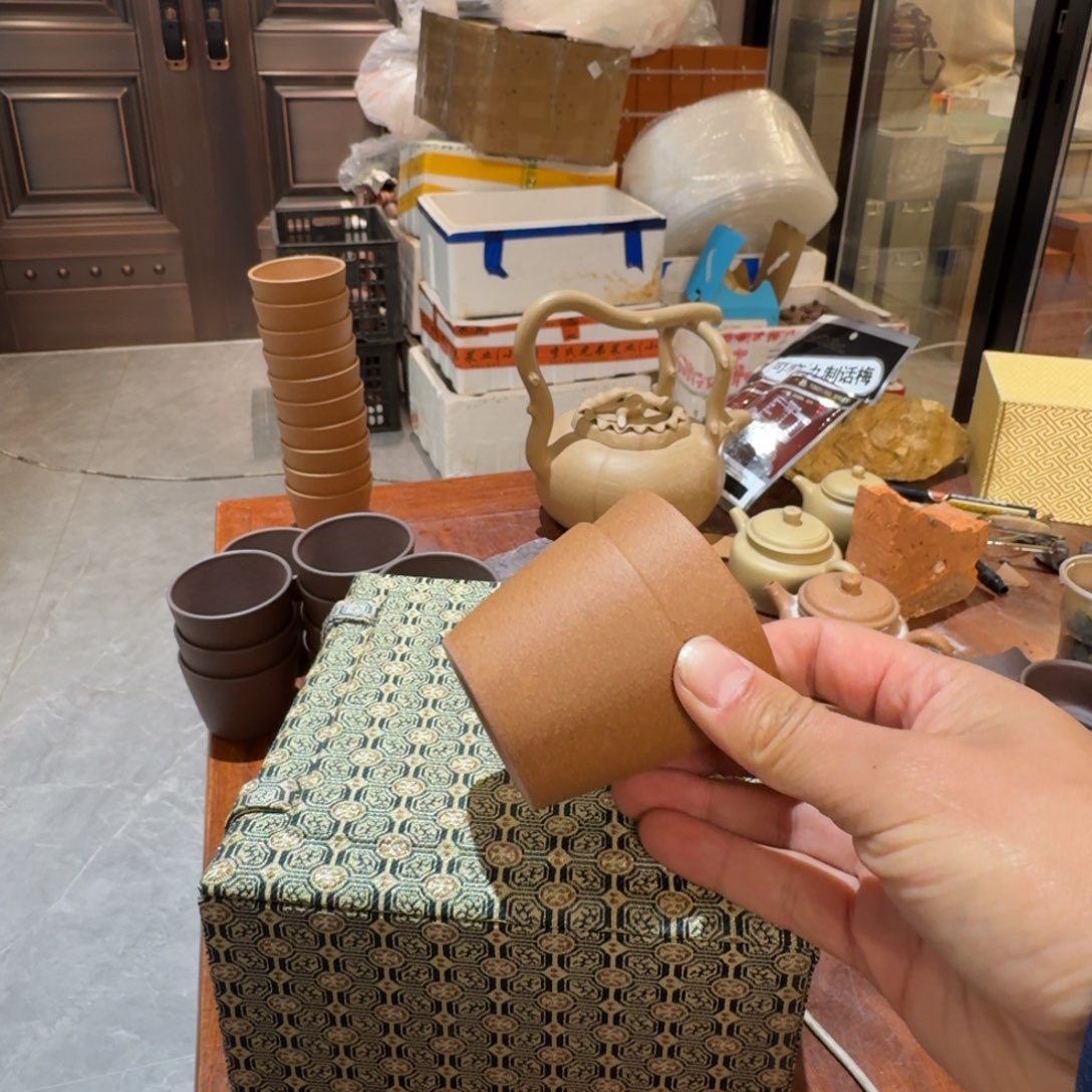 紫砂茶壶原矿原石料的制作