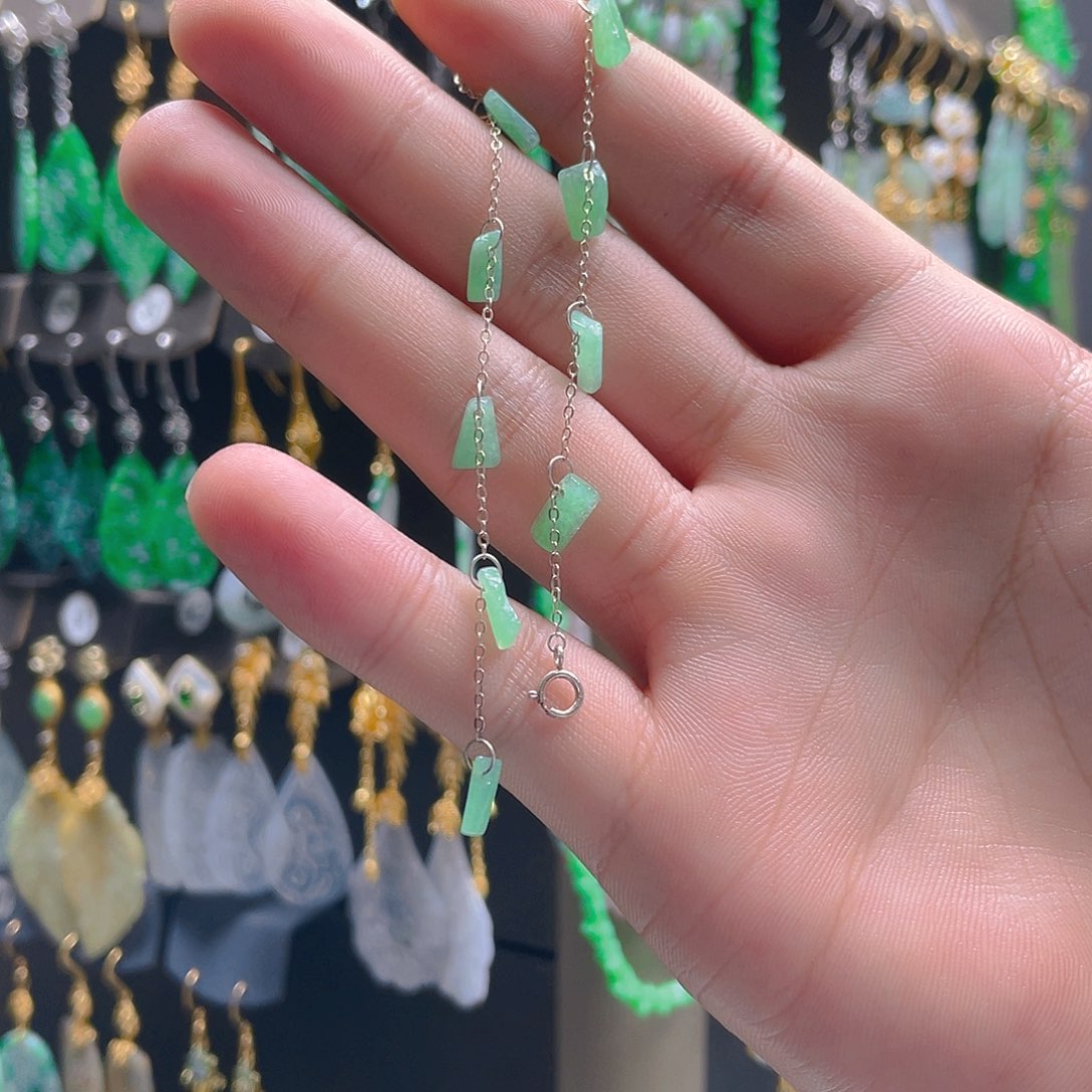 翡翠未镶嵌耳饰翡翠