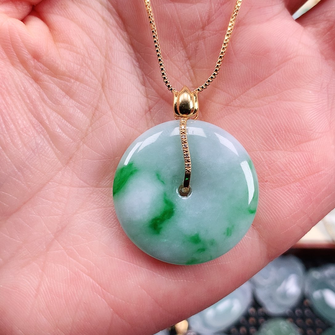 【闪购商品】翡翠吊坠(不含链)18K金镶嵌平安扣