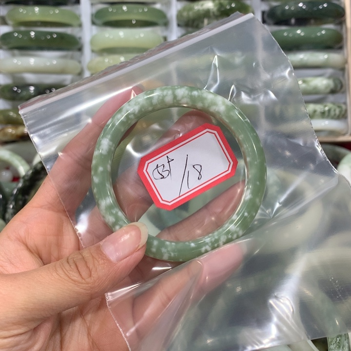 未镶嵌蛇纹石玉手镯W***318