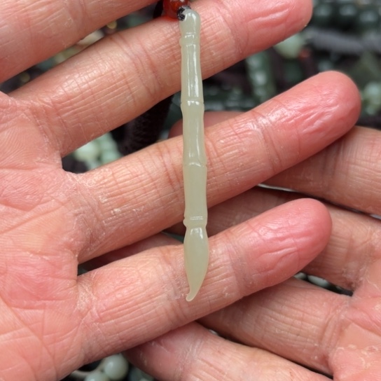 和田玉吊坠未镶嵌