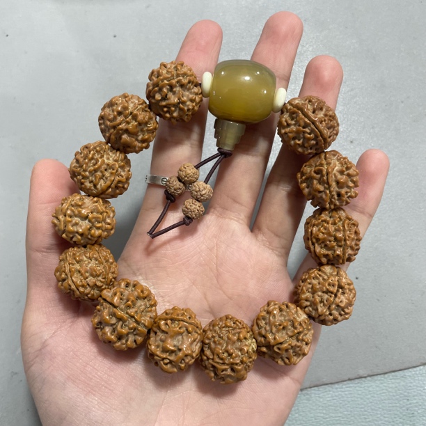 A57 金刚菩提单圈手串