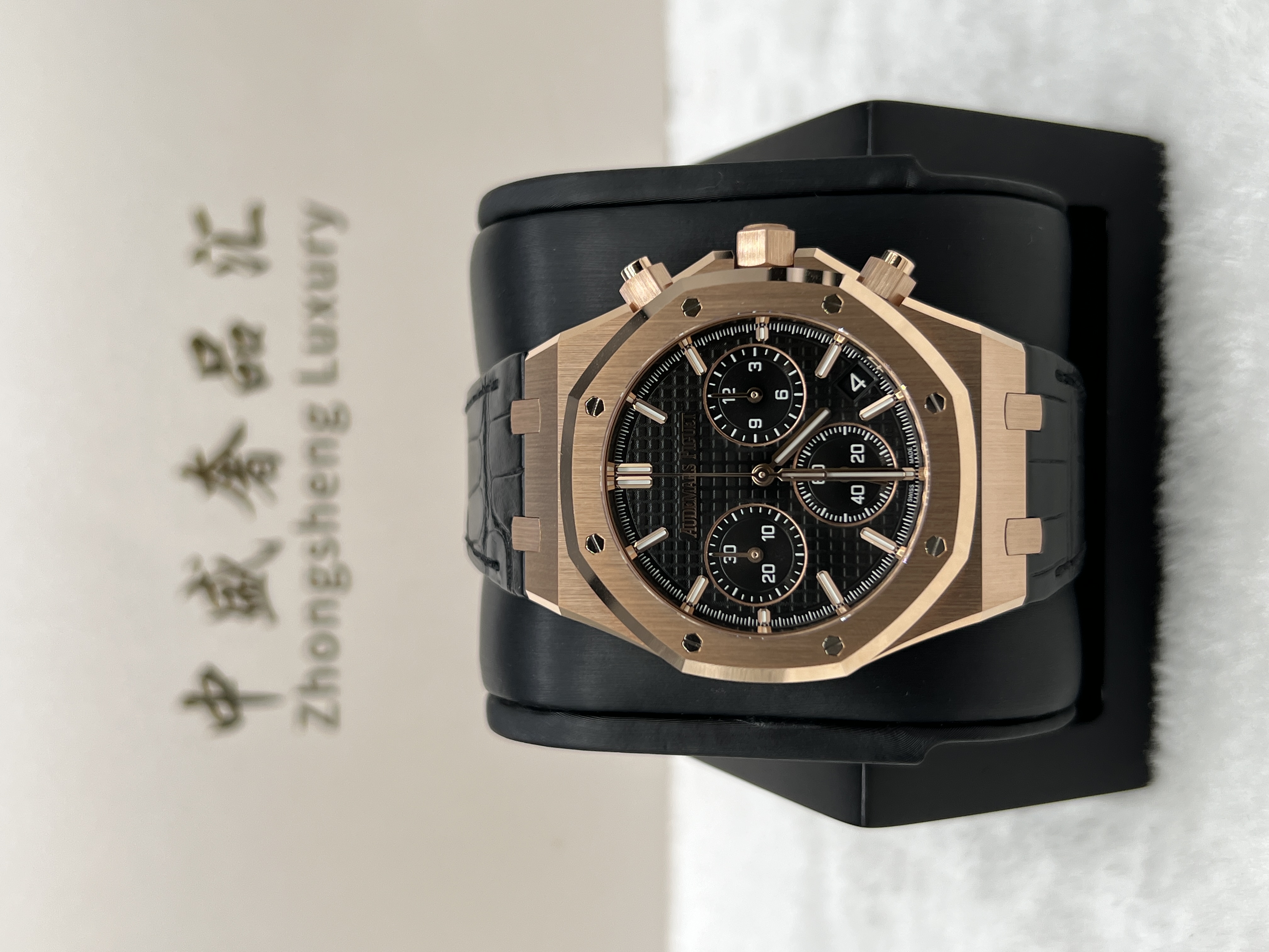 未使用 Audemars Piguet/爱彼 25年26240OR黑皮男士经典时尚名表