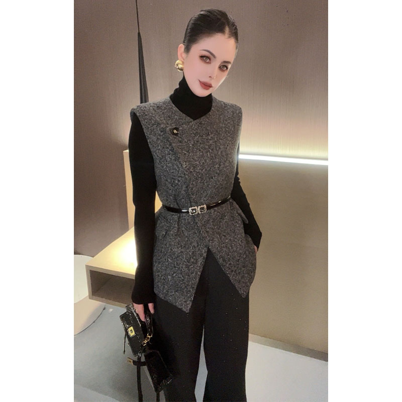 （特价-马夹）圆领拼接无袖马甲MJ30195