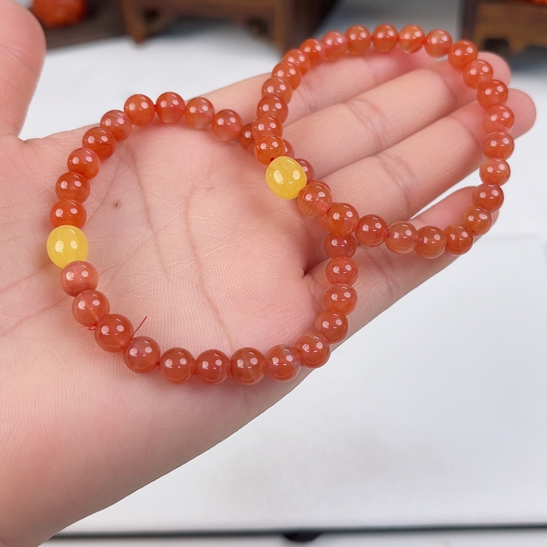 南红玛瑙保山单圈6mm（多样式发其一）未镶嵌