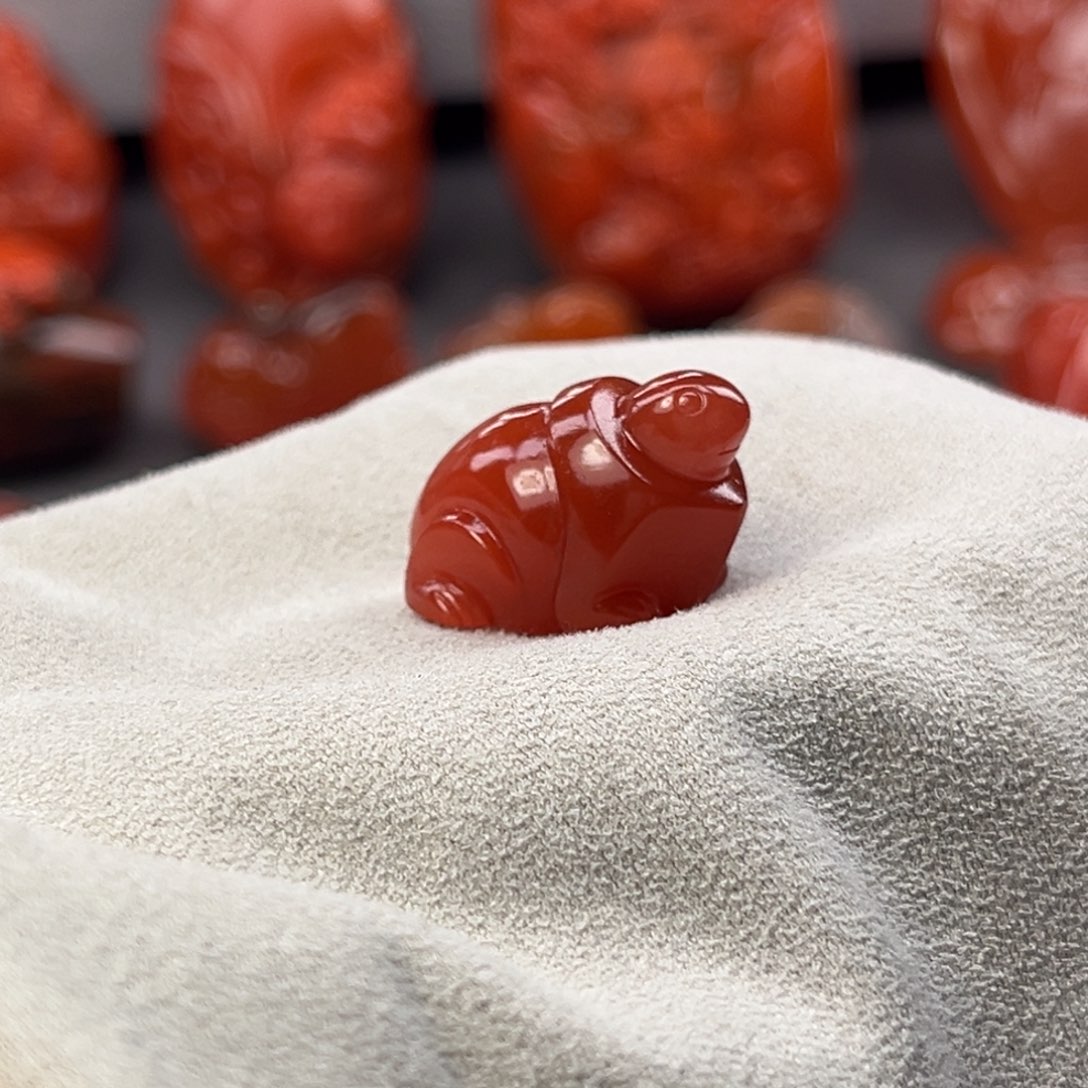 南红玛瑙未镶嵌颈饰