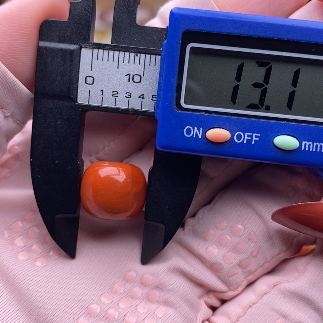 南红玛瑙配饰未镶嵌微瑕