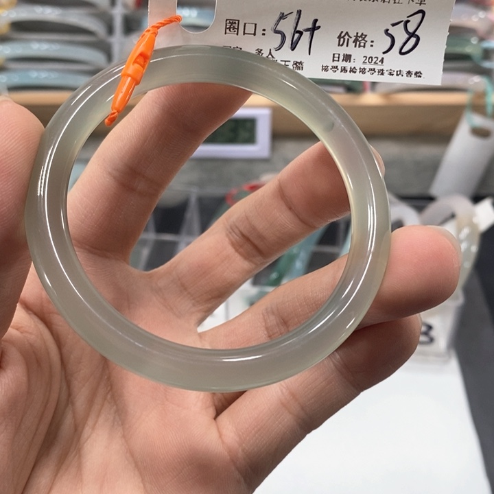 56629/56圈口玛瑙玉髓直接拍下发主图手镯