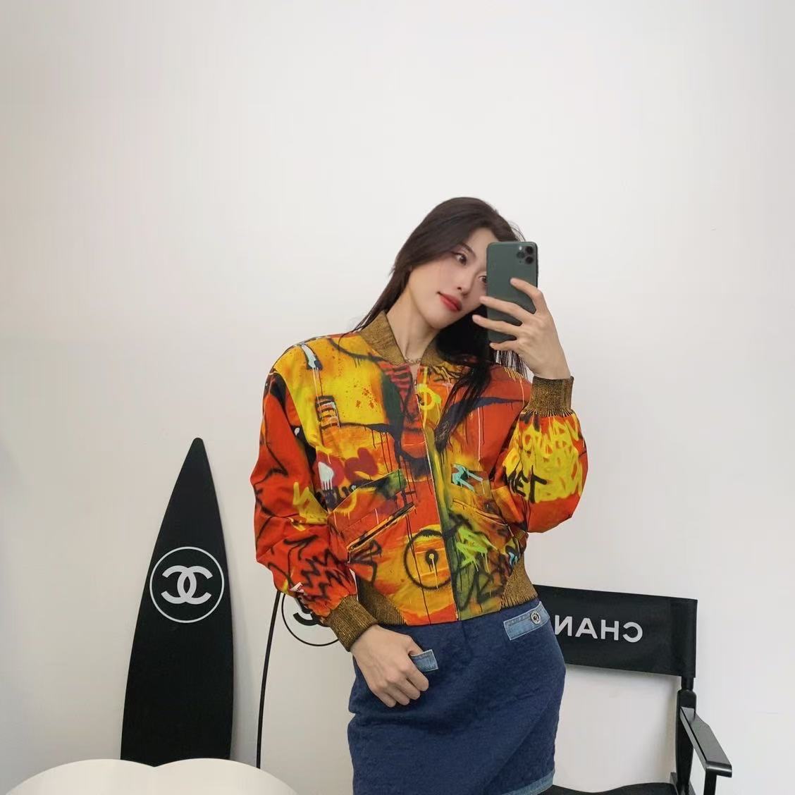 95新 Chanel/香奈儿 麦殿/涂鸦棉服彩色拼色38码/241226XLH9M42