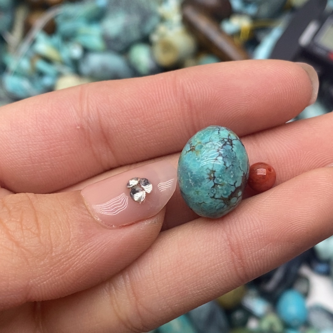 弥***弥南红玛瑙未镶嵌珠宝奇石