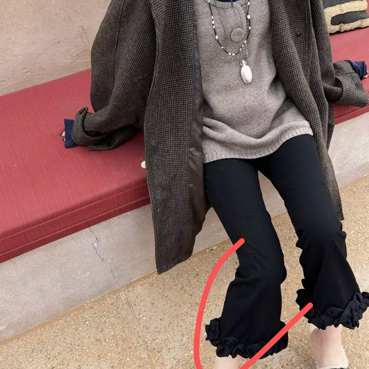 ASY设计师 爆款显瘦小黑裤25冬高腰蕾丝边百搭微喇九分休闲裤女