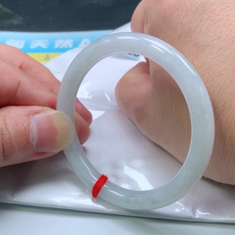 翡翠手镯未镶嵌0420号