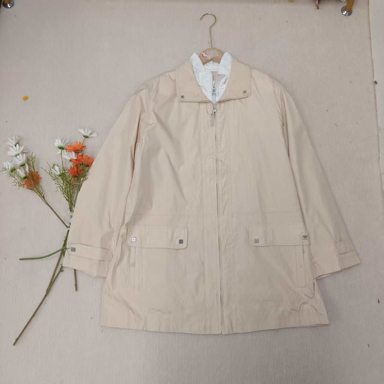 唯琳剪标   4仓T1-4-3698款   假两件翻领长袖外套瑕疵品