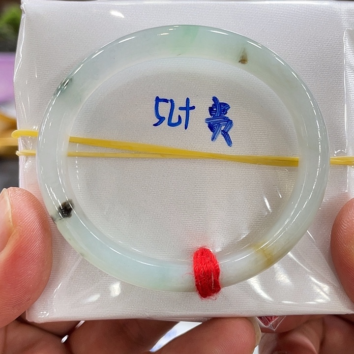 翡翠未镶嵌手镯翡翠