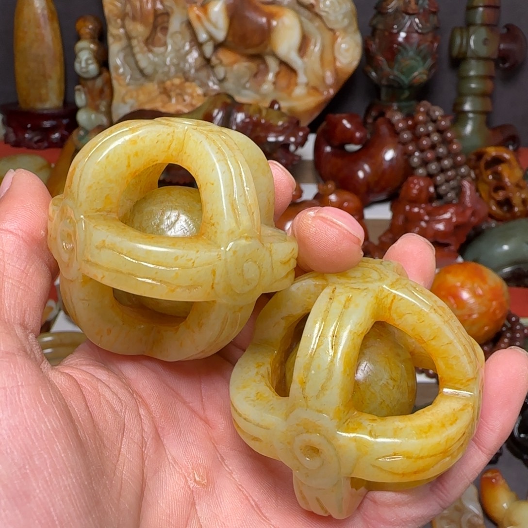 老***.和田玉未镶嵌挂件