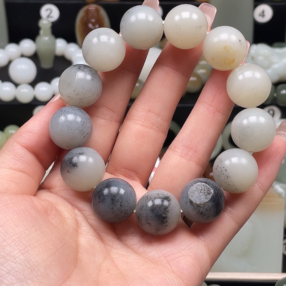 手链未镶嵌和田玉