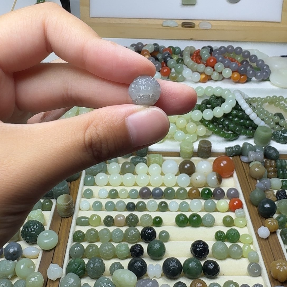 和田玉未镶嵌珠宝半成品Q***n和田玉烟紫貔貅12mm