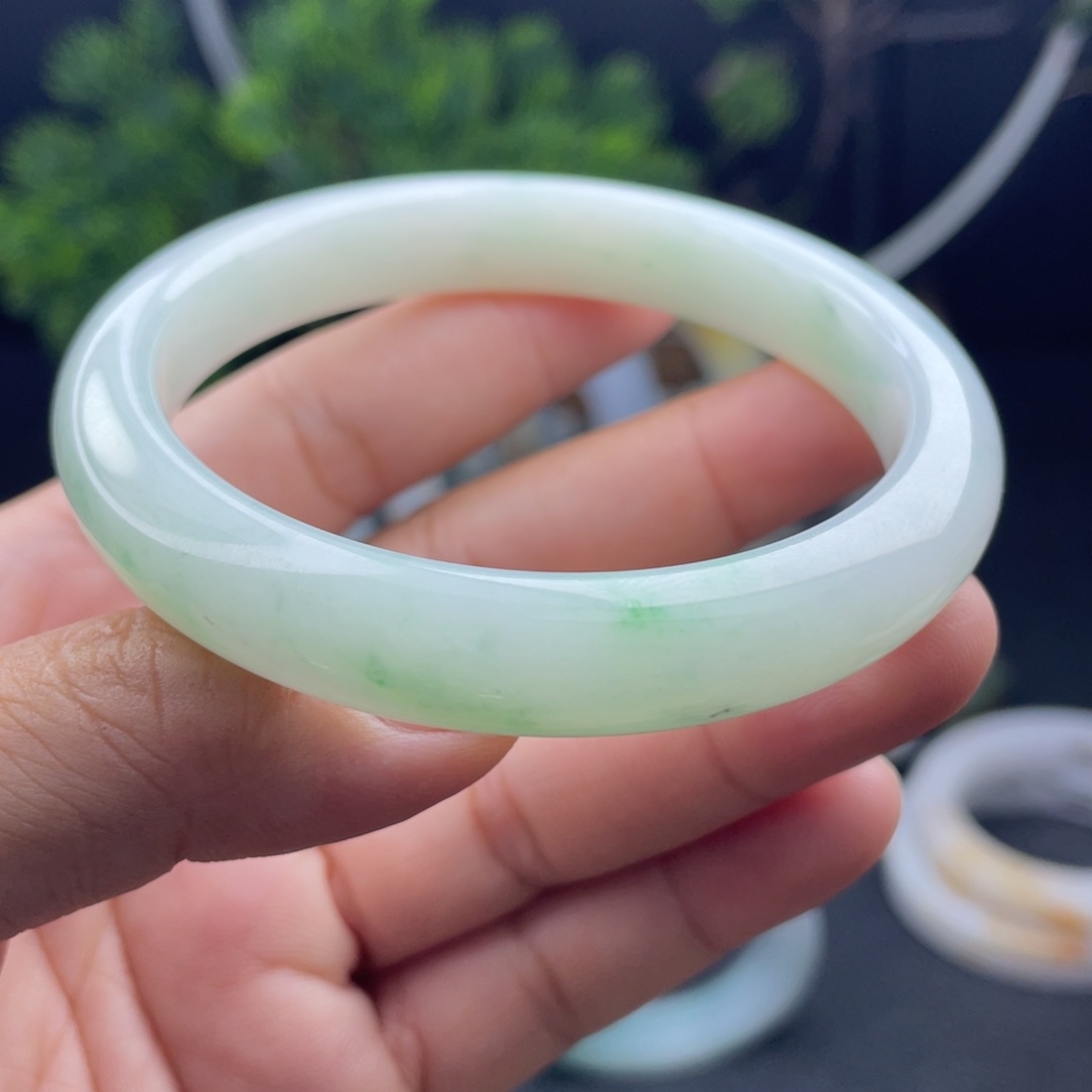 定制翡翠不退不换未镶嵌