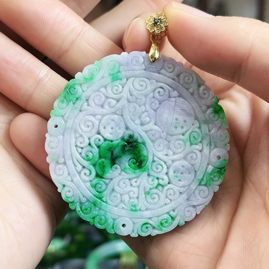 翡翠颈饰未镶嵌吊坠