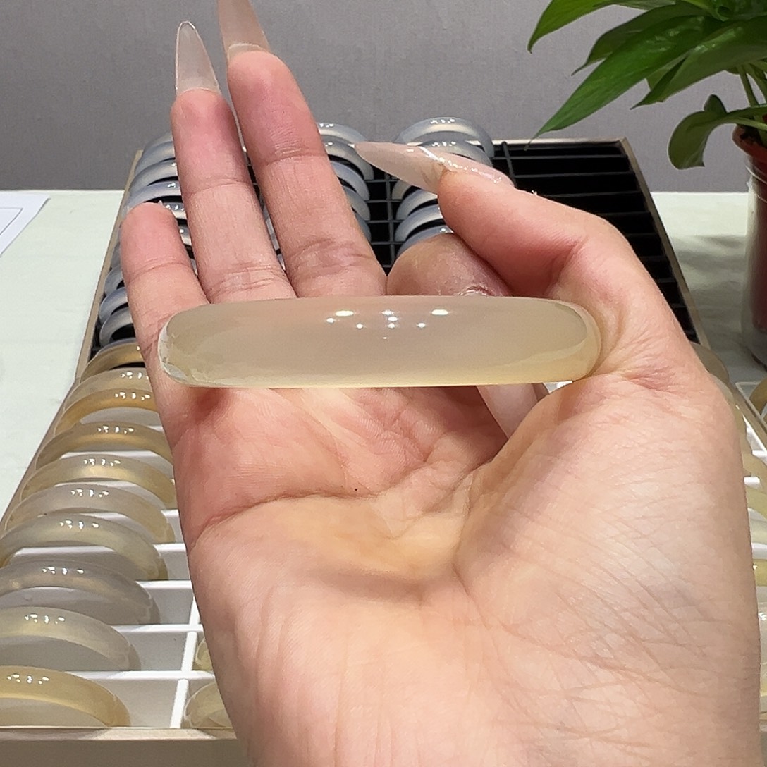 柠***吖玛瑙/玉髓未镶嵌手镯