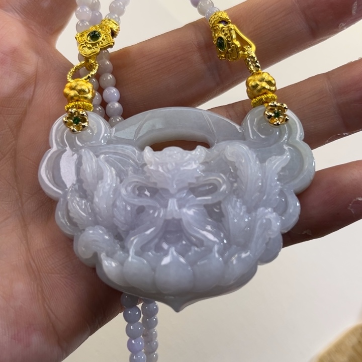 翡翠吊坠(赠链)未镶嵌代编织