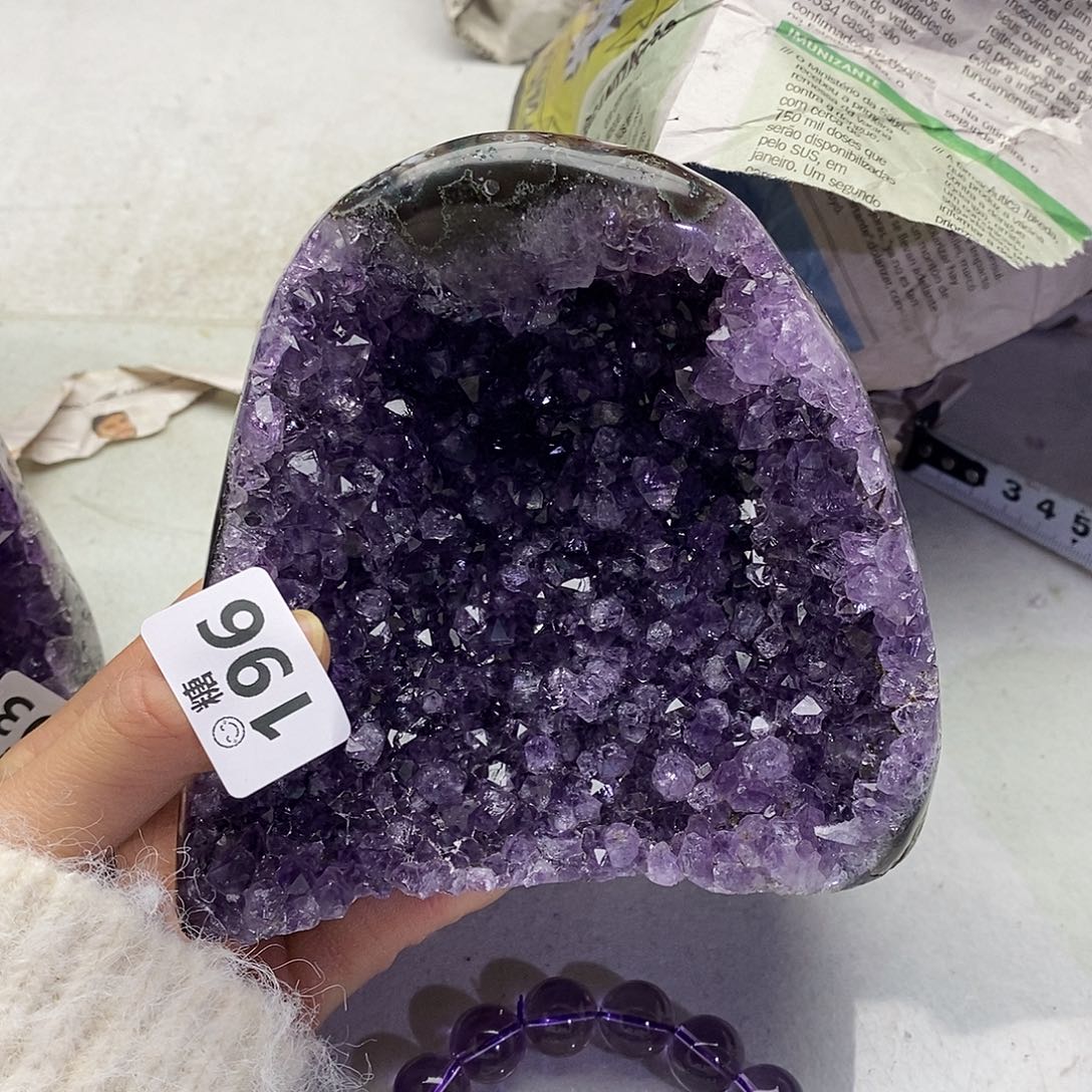 紫晶大型摆件（非配饰）未镶嵌