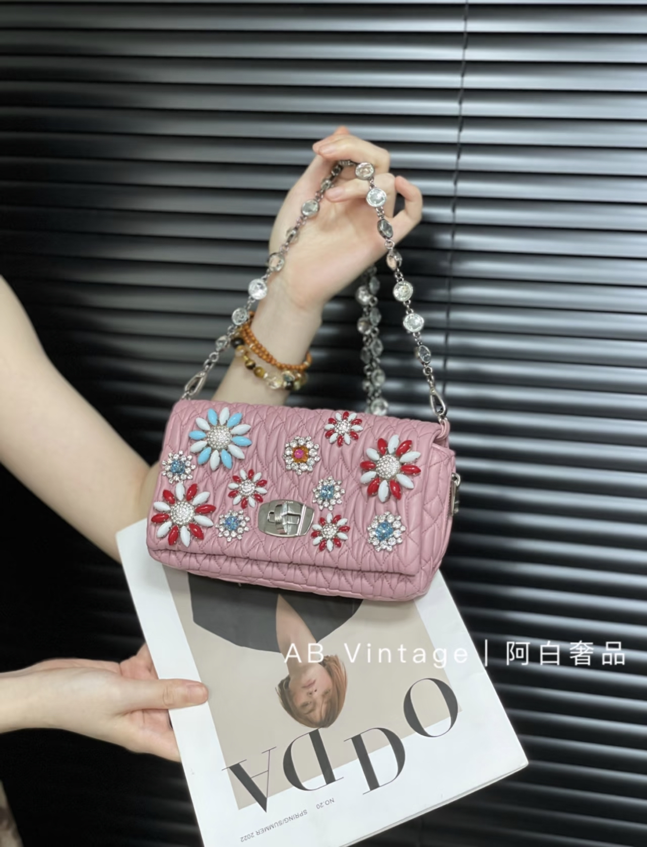 95新 MIU MIU/缪缪 阿白奢品｜miumiu粉色限定款褶皱链条包