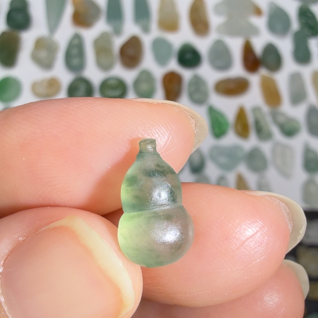 定制翡翠未镶嵌葫芦