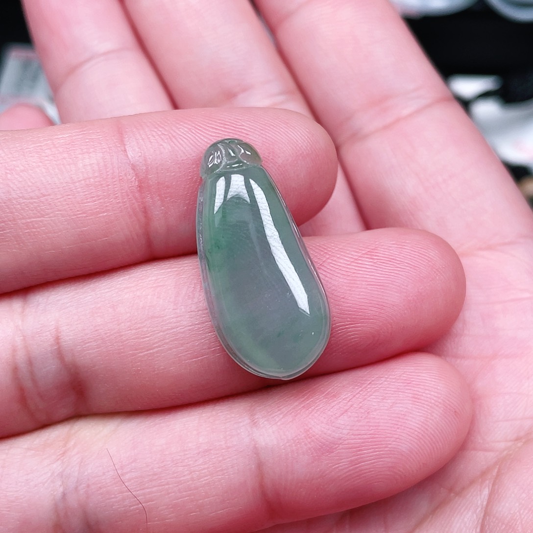 翡翠颈饰未镶嵌福瓜