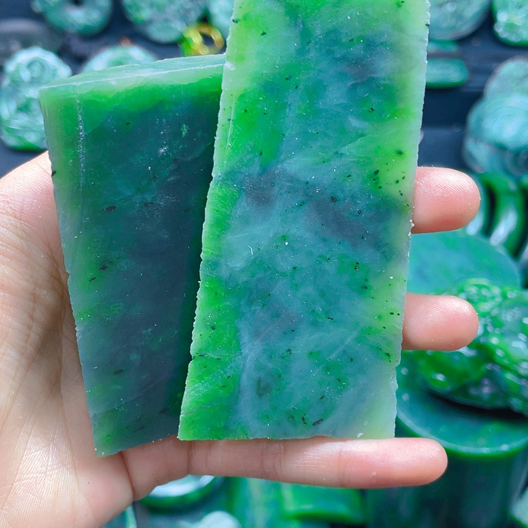 误***m和田玉（碧玉）未镶嵌珠宝奇石