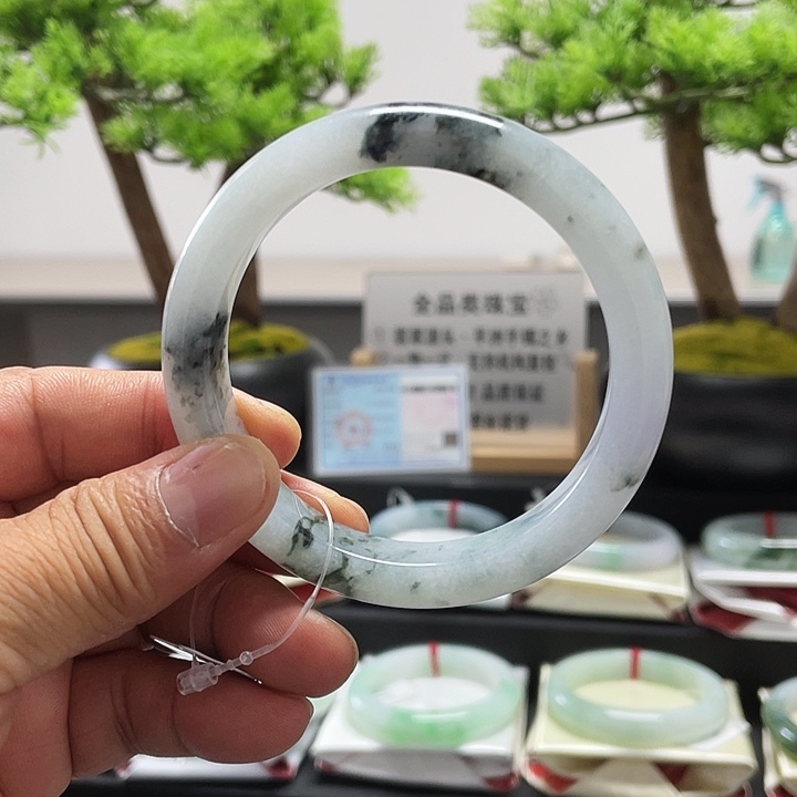 未镶嵌手镯翡翠成品