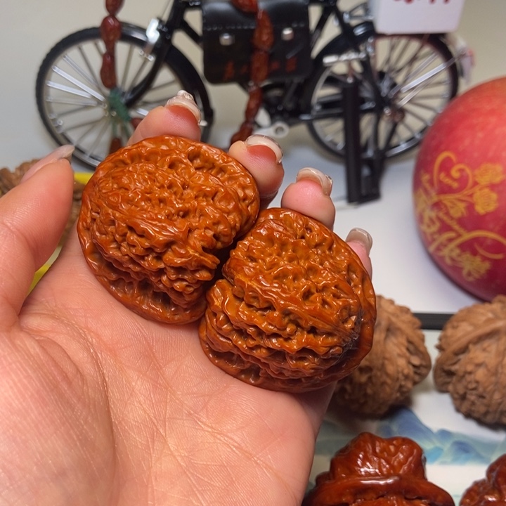 溜***桃吊坠文玩核桃南将石有黄40