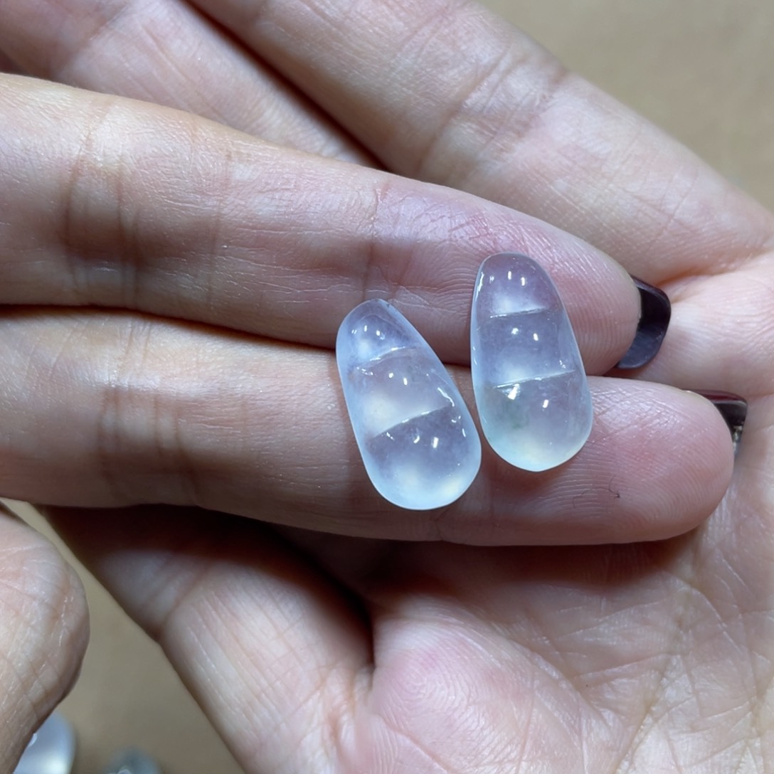 翡翠颈饰未镶嵌豆子