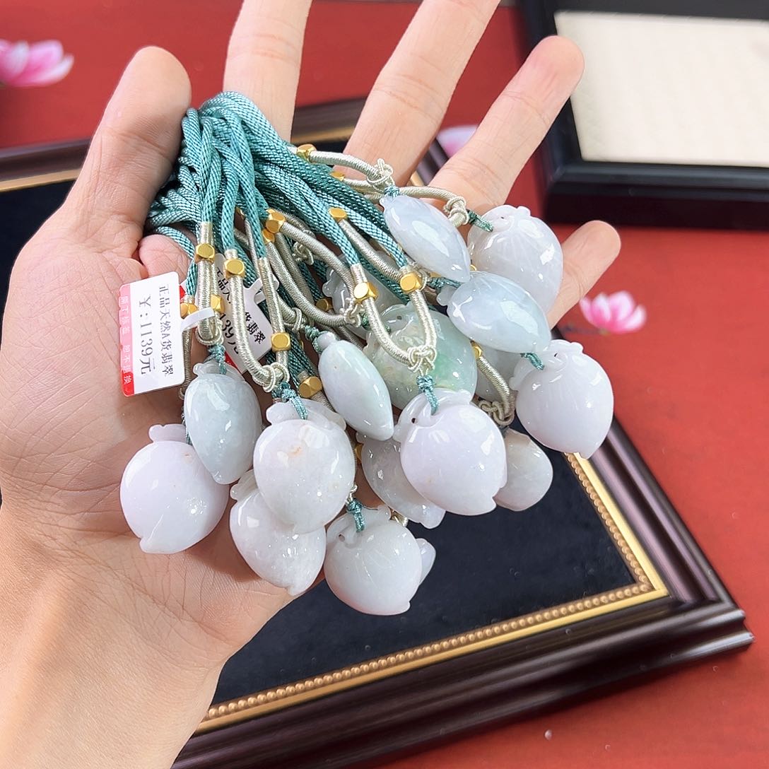 翡翠挂件未镶嵌单品