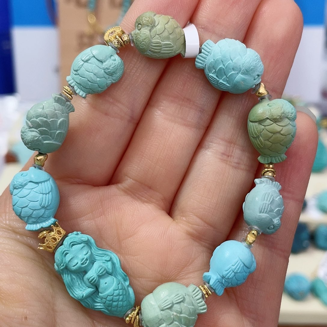 绿松石珠宝奇石18K金镶嵌