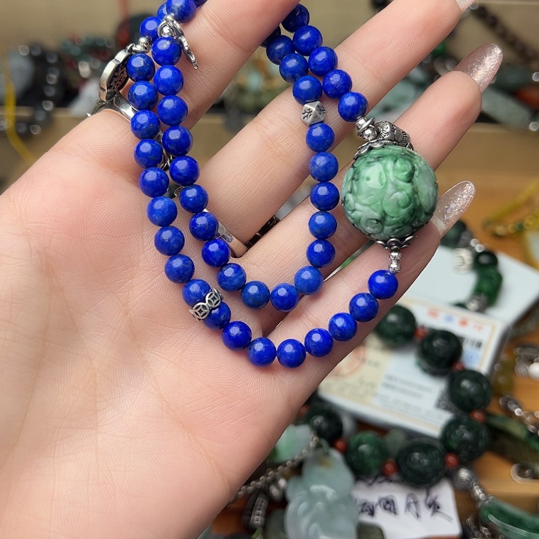 翡翠颈饰未镶嵌?*儿吊坠