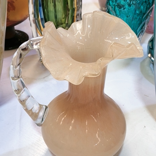 琉璃花瓶高20厘米口径5厘米