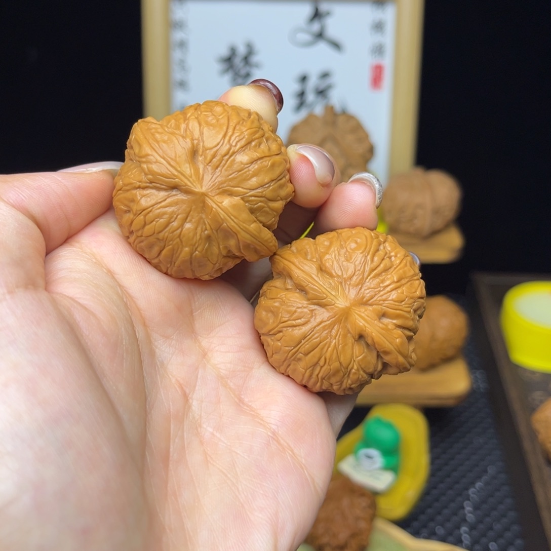 吊坠文玩核桃乾隆磨40同尺微微修打底