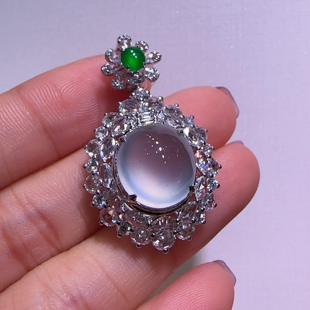 翡翠吊坠(不含链)18K金镶嵌吊坠