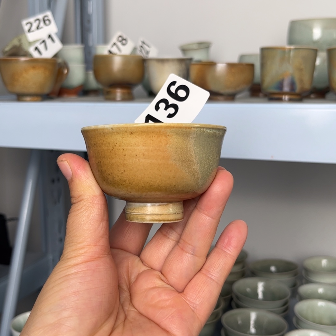 瓷杯子我们观山观水观自在