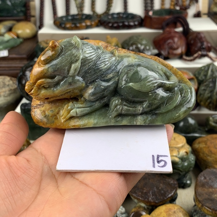 岫岩河磨玉（透闪石质玉）未镶嵌珠宝奇石