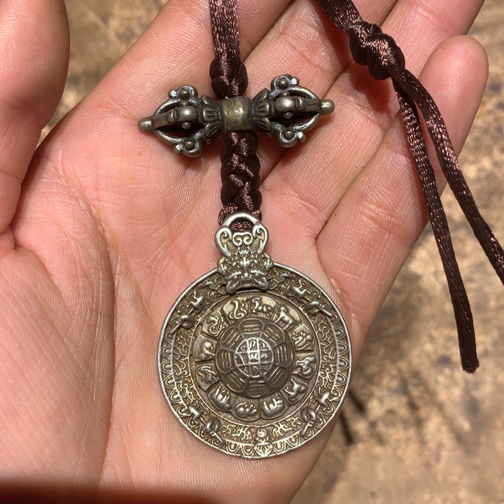 琉璃颈饰世*喜欢的朋友