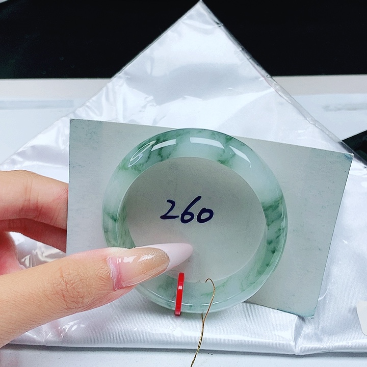 翡翠手镯未镶嵌53.6贵妃