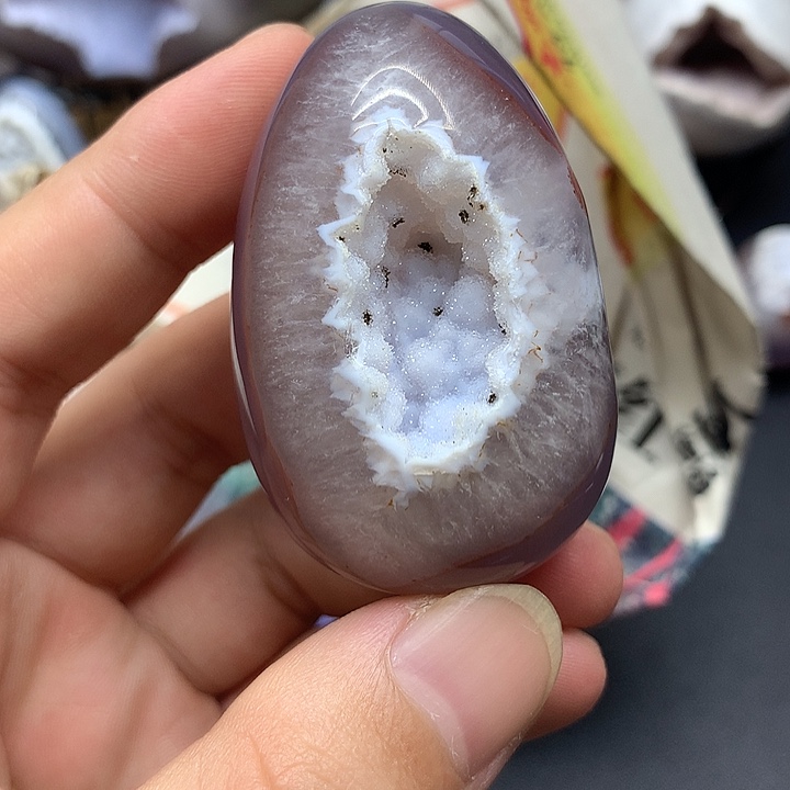 玛瑙/玉髓未镶嵌珠宝奇石