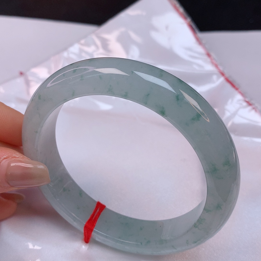 【闪购商品】翡翠手镯未镶嵌57翡翠手镯