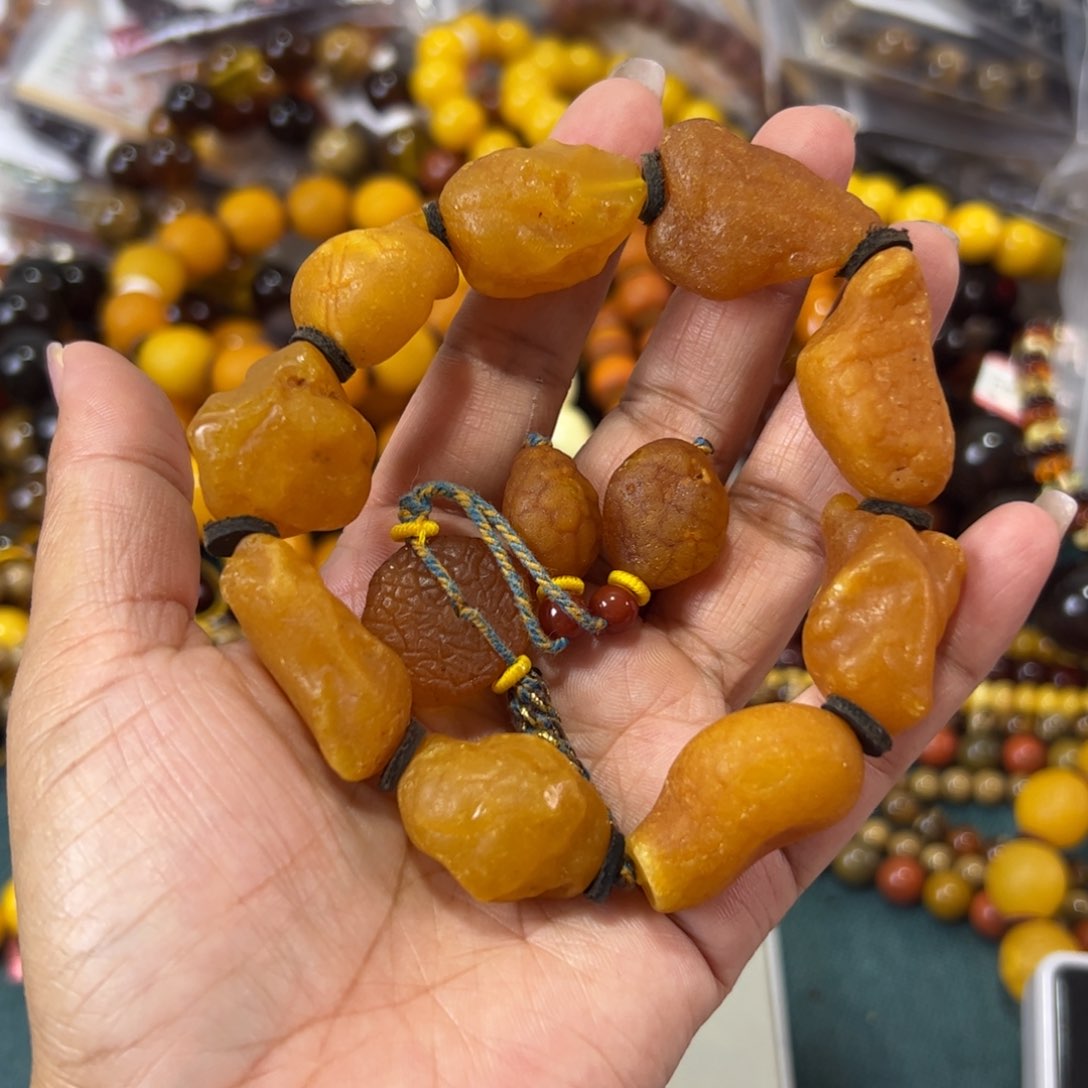 未镶嵌琥珀珠宝奇石1429