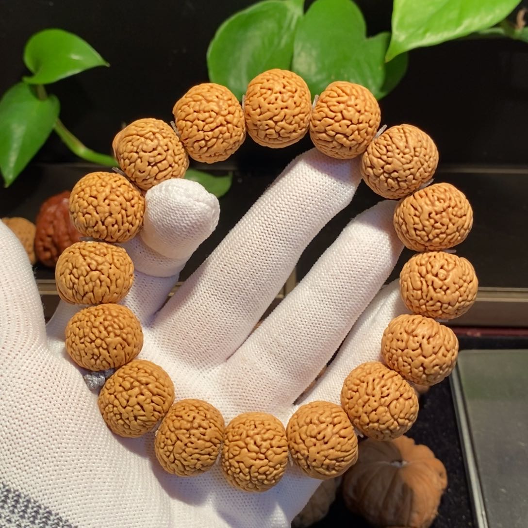 文玩核桃把件龙鳞桃核