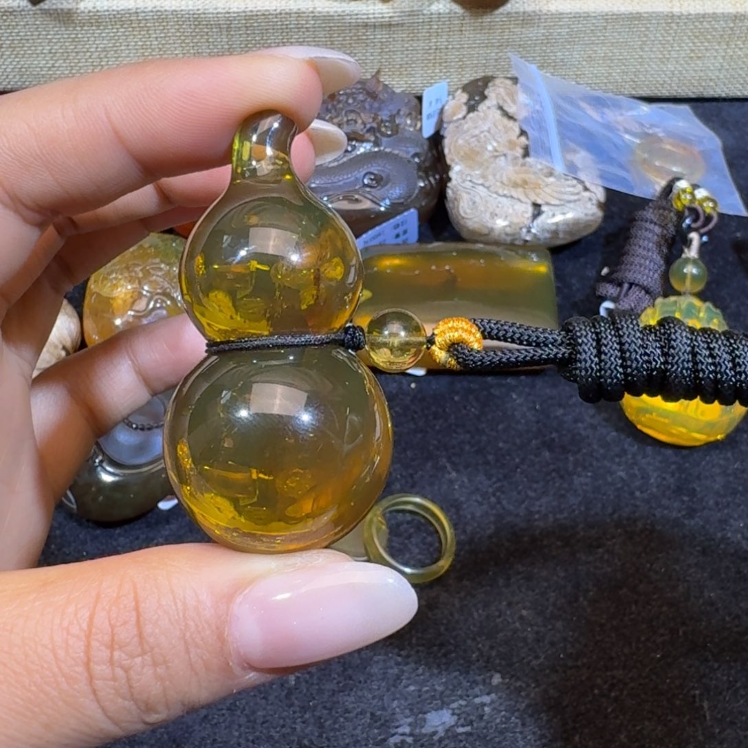 琥珀珠宝奇石未镶嵌葫芦吊坠