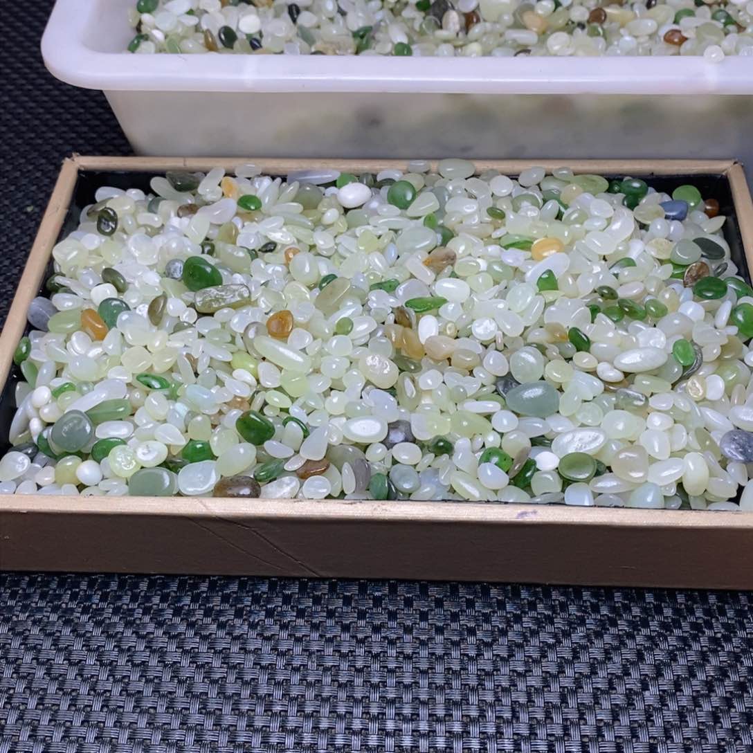 和田玉（糖玉）珠宝半成品未镶嵌