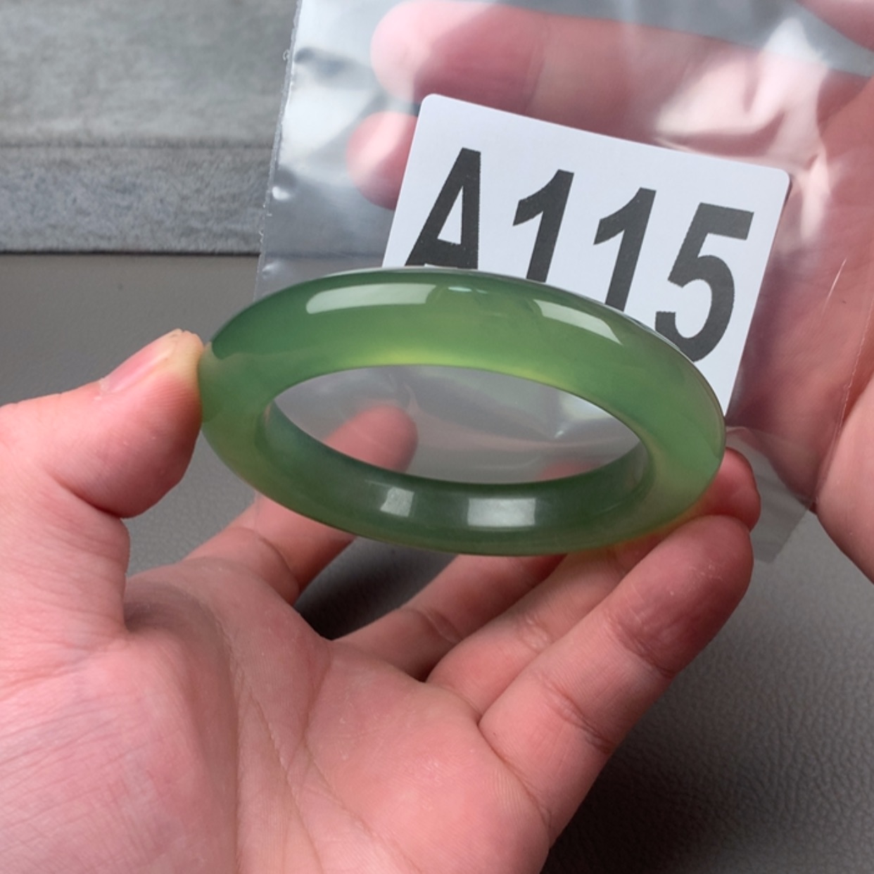 【闪购商品】未镶嵌蛇纹石玉岫玉